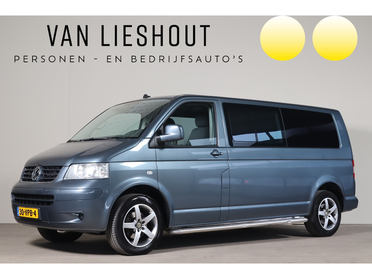 Volkswagen Transporter Caravelle - 2.5 TDI Climate I Navi I Trekhaak - AutoWereld.nl