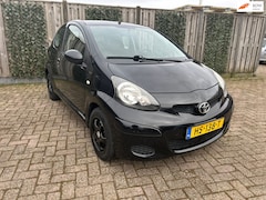 Toyota Aygo - 1.0-12V Access - Elektrische ramen - LM Velgen