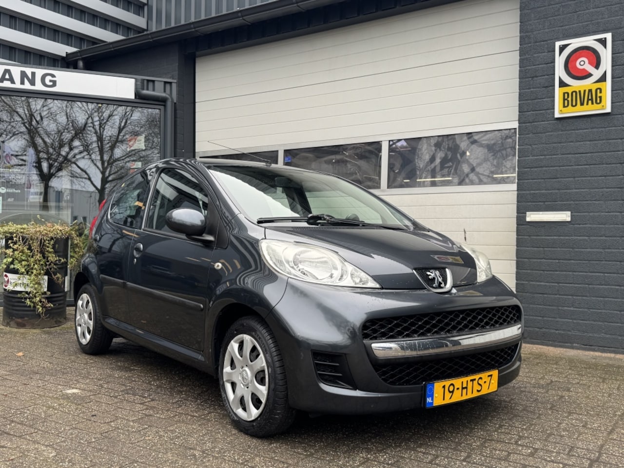 Peugeot 107 - 1.0-12V Sublime 1.0-12V Sublime - AutoWereld.nl