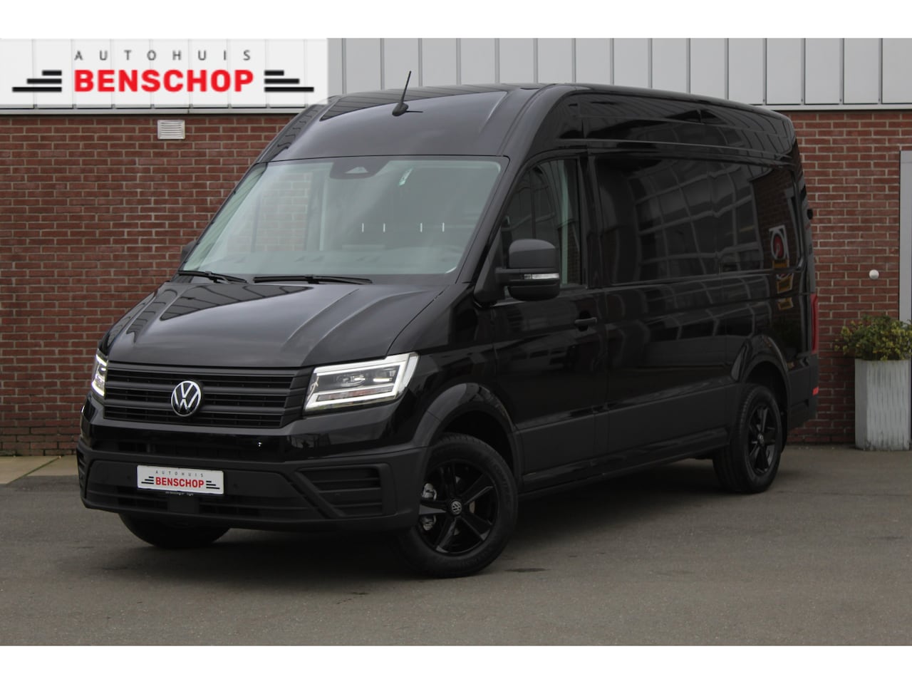 Volkswagen Crafter - 35 2.0 TDI 177PK DSG L3H3 |CRUISE|LED|MULTI.STUUR|ACHTERUITRIJCAMERA| - AutoWereld.nl