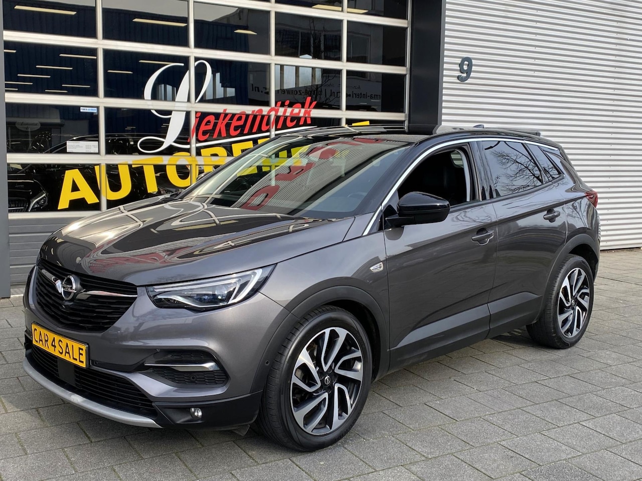 Opel Grandland X - 1.2 Turbo Ultimate 130PK - Leer I Navigaitie I Airco I LED I PDC I Sport velgen 19 inch I - AutoWereld.nl