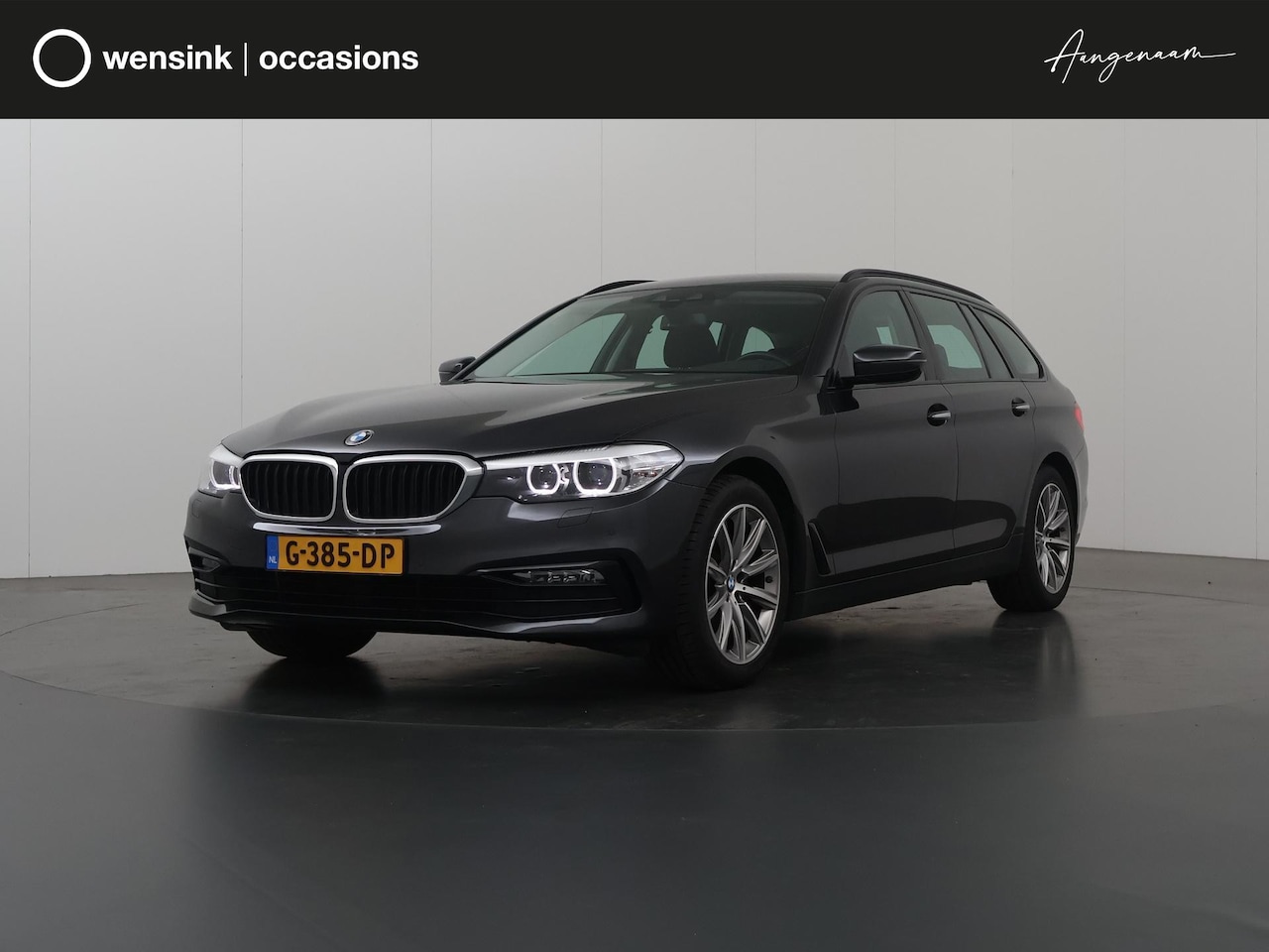 BMW 5-serie Touring - 520i High Executive Sport Line | Trekhaak | Navigatie | Sportstoelen | Parkeercamera | Key - AutoWereld.nl