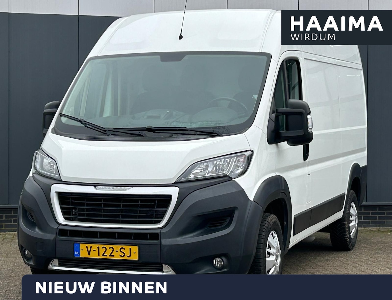 Peugeot Boxer - 330 2.0 BlueHDI L2H2 Premium Pack | Navigatie | Climate & Cruise Control | Achteruit Rijd - AutoWereld.nl