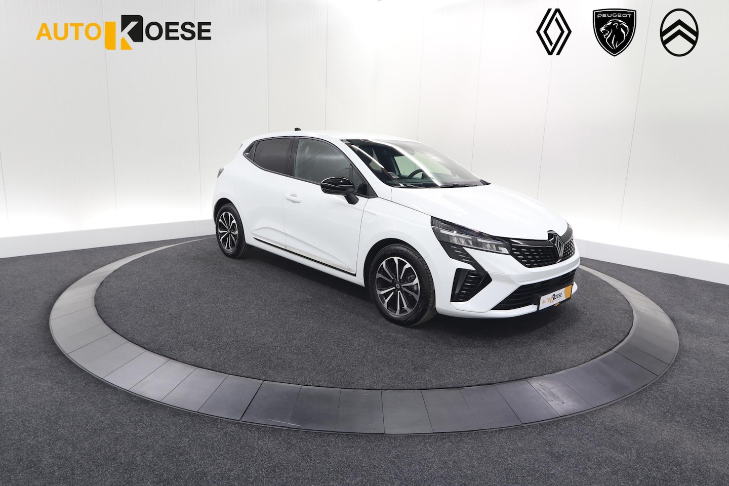 Renault Clio - TCe 90 GPF Techno | Camera | Pack Winter | Navigatie | Apple Carplay | Parkeersensoren - AutoWereld.nl