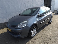 Renault Clio - 1.2-16V Team Spirit - LMV - Airco