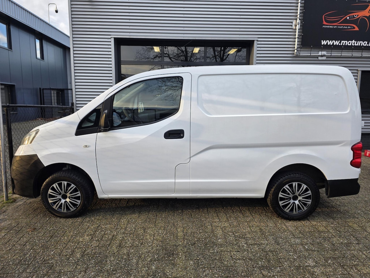 Nissan NV200 - 1.6 **AIRCO-BLEUTOOTH-APK** - AutoWereld.nl