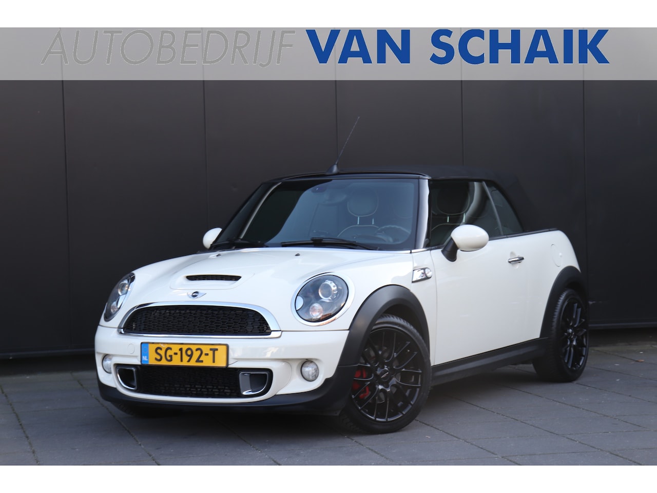 MINI Cabrio - Mini 1.6 Cooper S Chili | CABRIO | LEDER | STOELVERW. | CRUISE | - AutoWereld.nl