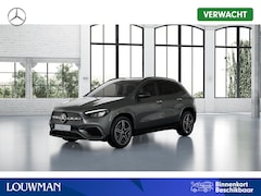 Mercedes-Benz GLA-Klasse - 180 LIMITED Edition AMG Line | Trekhaak | Nightpakket | Keyless-Go comfortpakket | Parkeer