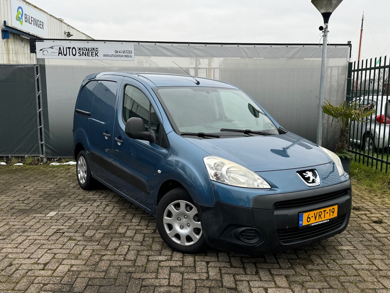 Peugeot Partner - 122 1.6 HDI L1 XT Profit - NIEUWE APK - AutoWereld.nl