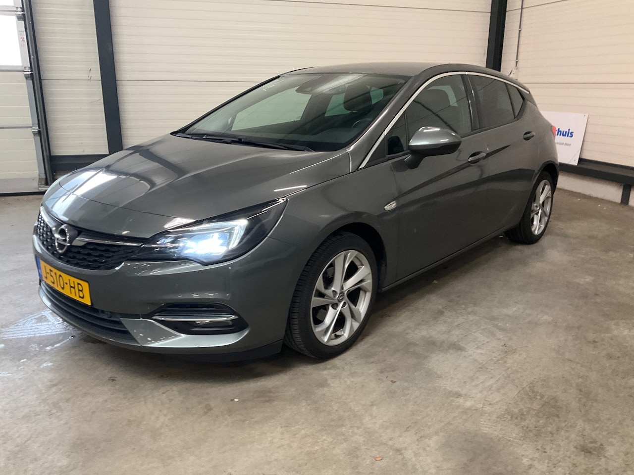 Opel Astra - 1.2 Launch Elegance | 130 pk | | Achteruitrij camera | Apple Carplay/Android Auto|telefoon - AutoWereld.nl