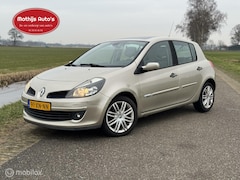 Renault Clio - 1.6-16V Dynamique Automaat Leder Pano PDC