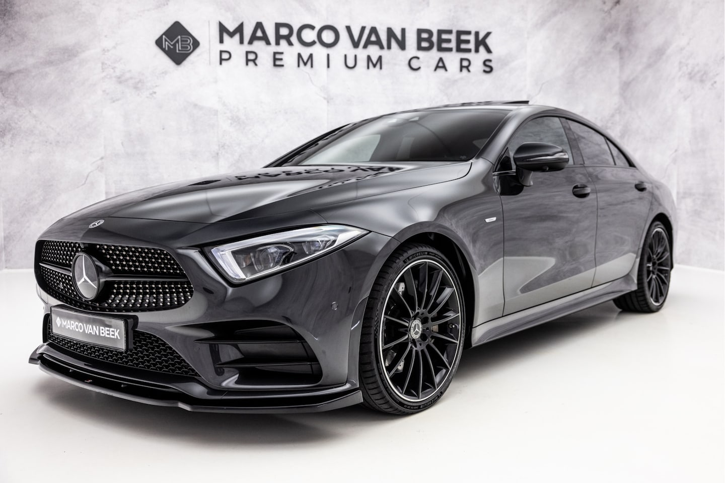 Mercedes-Benz CLS-klasse - 450 4MATIC Premium Plus AMG Edition 1 | Schuifdak | 20" | Distronic+ - AutoWereld.nl