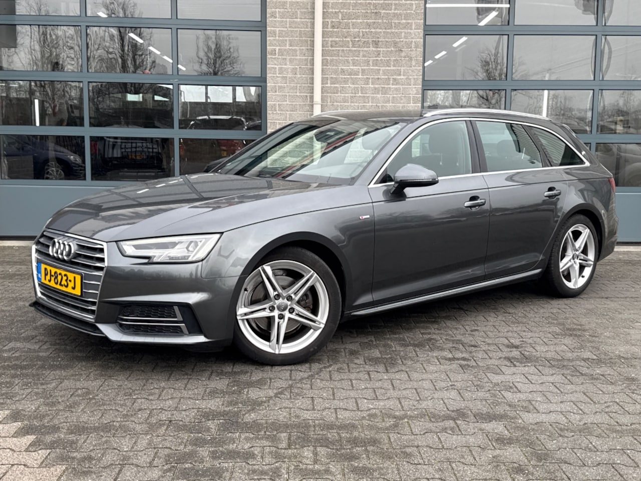 Audi A4 Avant - 1.4 TFSI Sport S line Edition 1.4 TFSI Sport S line edition - AutoWereld.nl