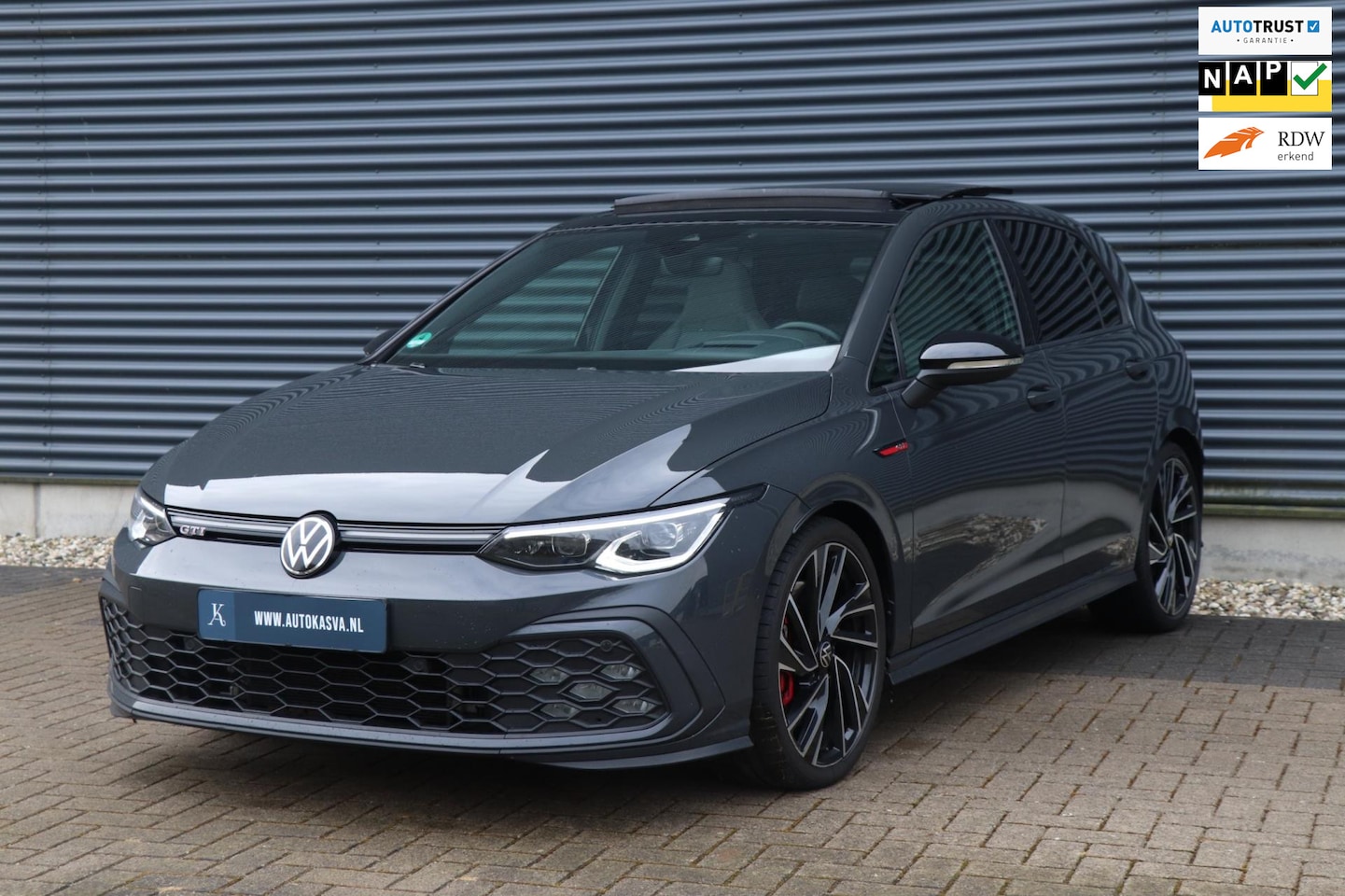 Volkswagen Golf - 2.0 TSI GTI | PANO | ACC | HUD | DEALER ONDERHOUDEN! - AutoWereld.nl