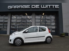 Peugeot 107 - 1.0-12V XS