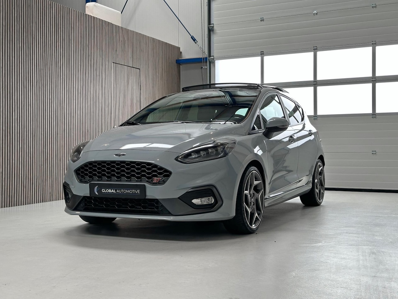 Ford Fiesta - 1.5 EcoBoost ST-3 Performance 200 PK - 1 EIGENAAR - PANORAMADAK - B&O SOUNDSYSTEM - APPS - - AutoWereld.nl