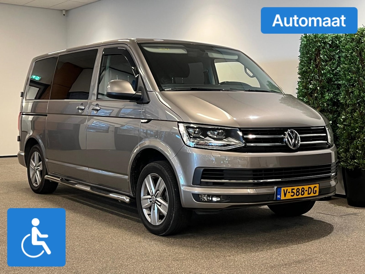 Volkswagen Transporter - L1H1 Rolstoelbus Automaat (Airco) - AutoWereld.nl