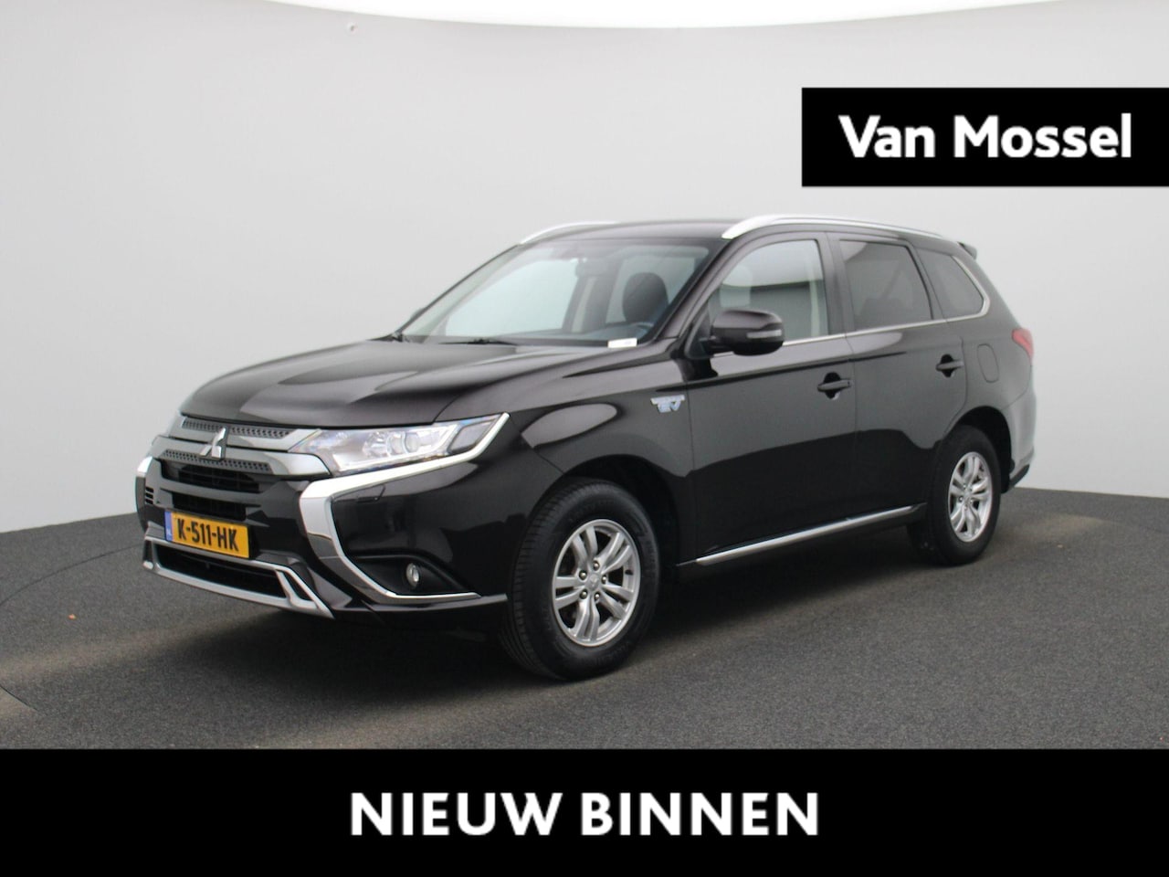 Mitsubishi Outlander - 2.4 PHEV Pure | Achteruitrijcamera | Parkeersensoren | Stoelverwarming | Climate Control | - AutoWereld.nl