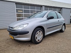 Peugeot 206 - 1.4 XR