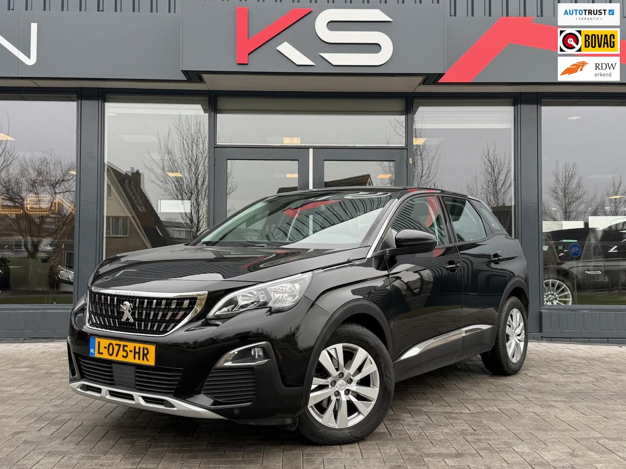 Peugeot 3008 - 1.2 PureTech Allure Apple Carplay Virtual Camera - AutoWereld.nl