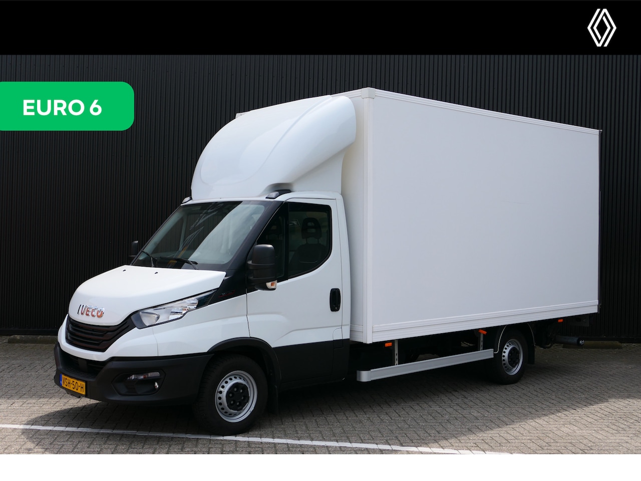 Iveco Daily - Bakwagen 35S18H 3.0 410 - Elektrische laadklep, All Seasons, Cruise, Airco inwendig maatvo - AutoWereld.nl