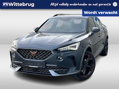 CUPRA Formentor - 1.4 e-Hybrid VZ Performance / Panorama dak / 19 Inch / Sfeerverlichting / Adaptive cruise