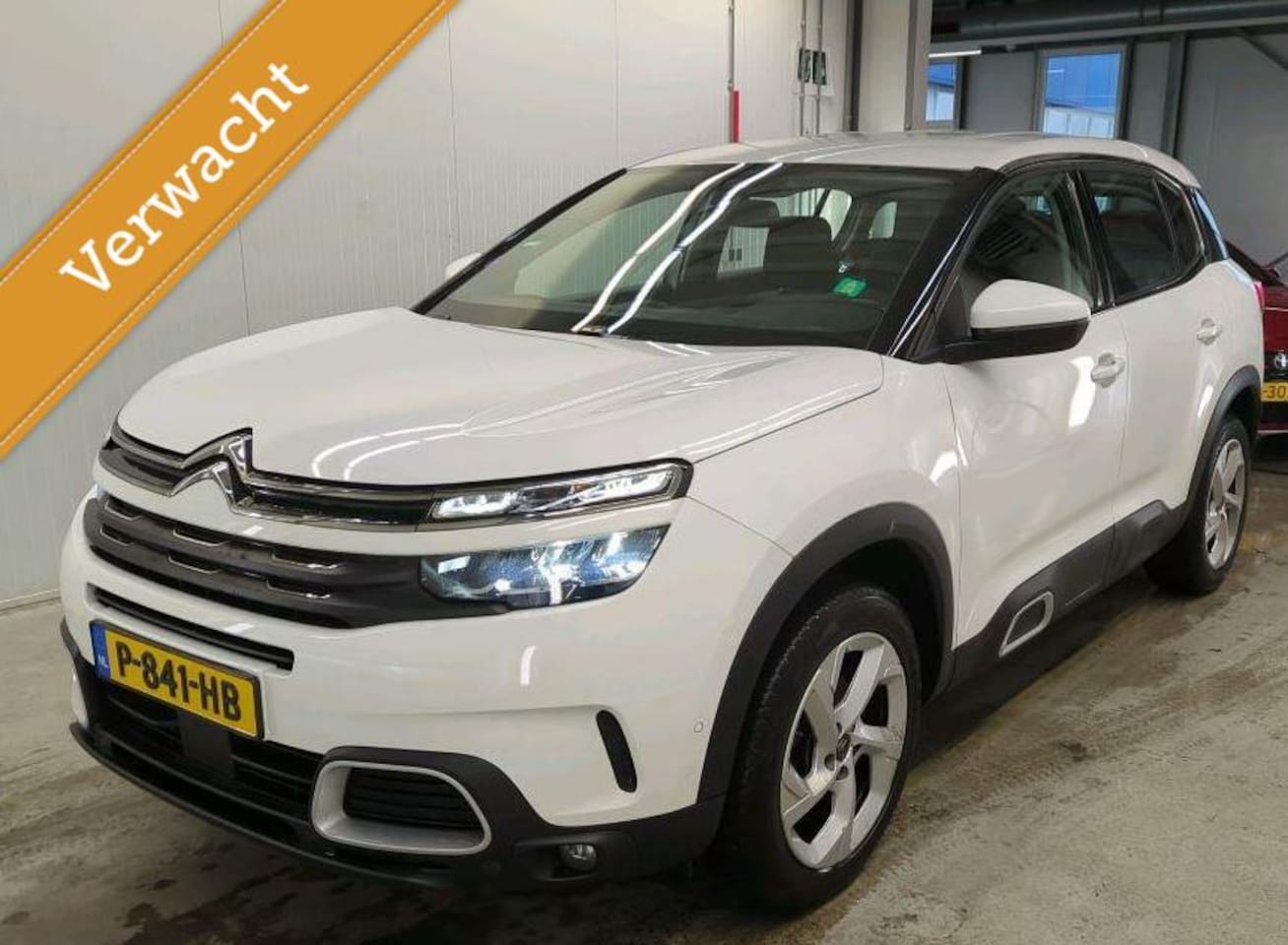 Citroën C5 Aircross - 1.2 130 PK Business | Navi | Sensoren | - AutoWereld.nl