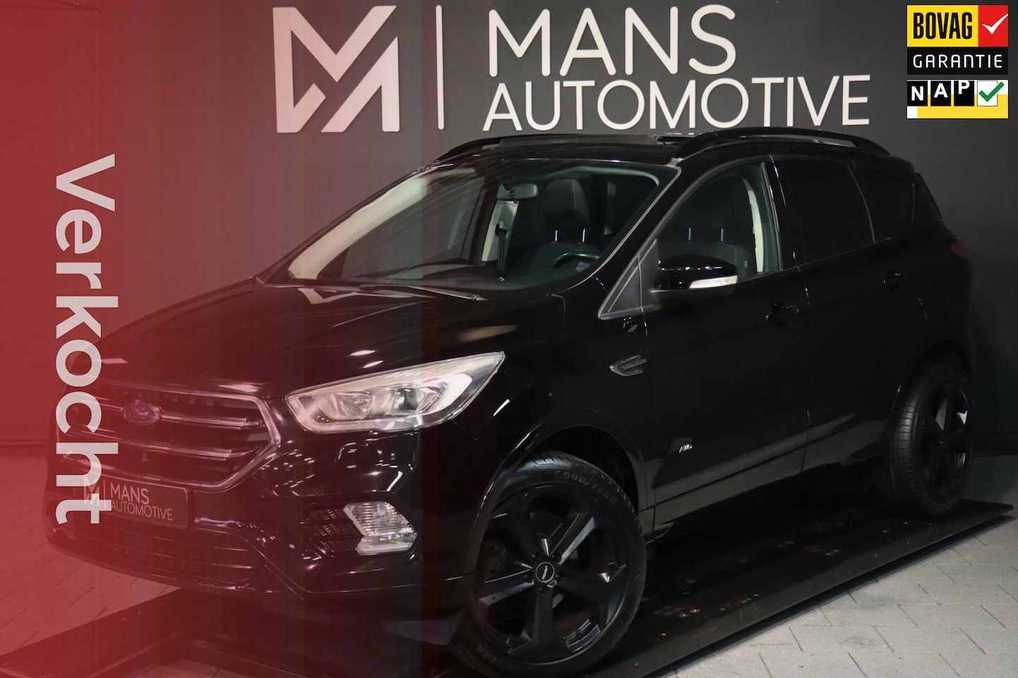 Ford Kuga - 1.5 EcoBoost / PANODAK / STUUR+STOELVERW / CARPLAY / PDC V+A - AutoWereld.nl