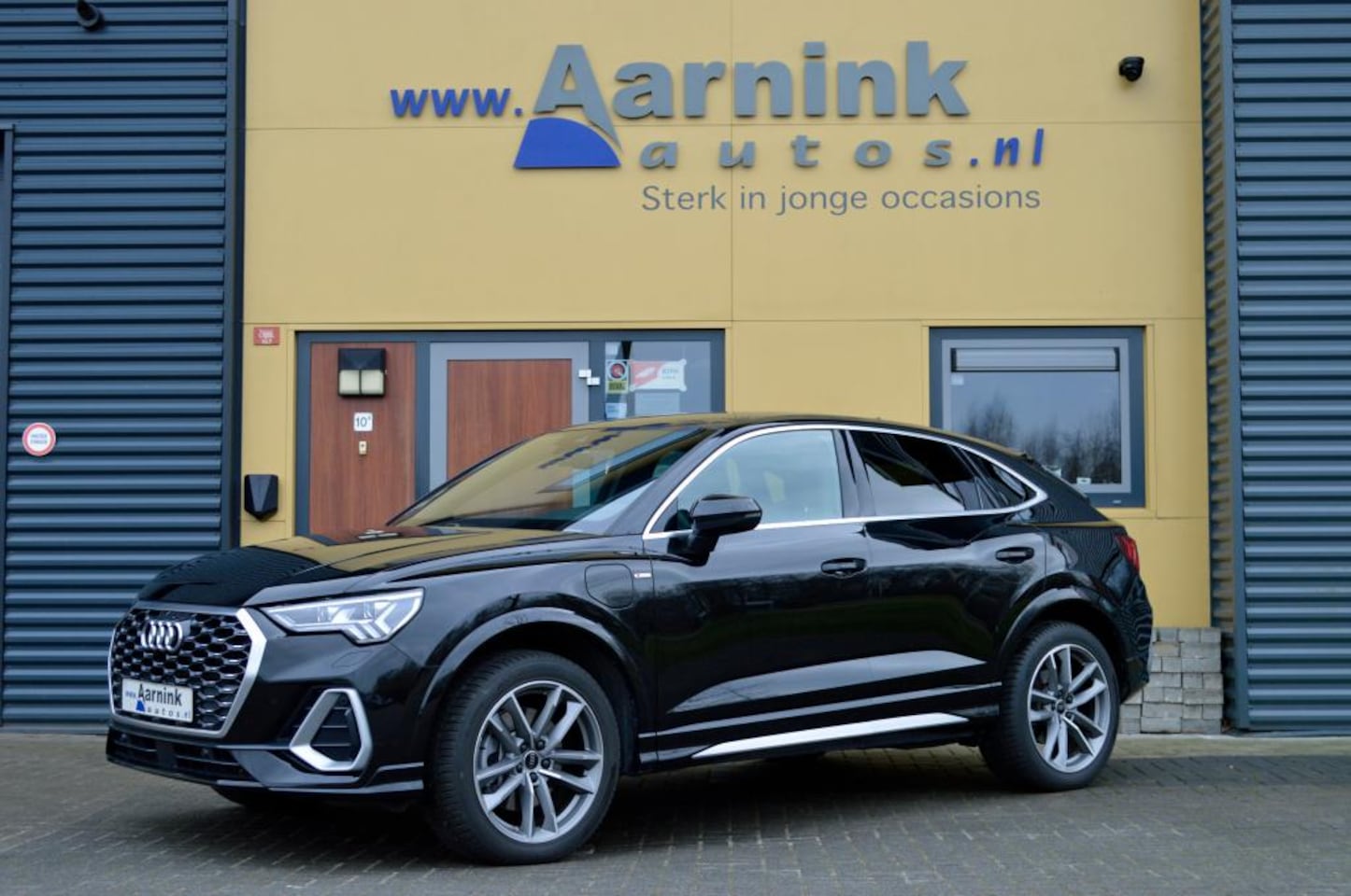 Audi Q3 Sportback - 45 TFSie S-Line - AutoWereld.nl