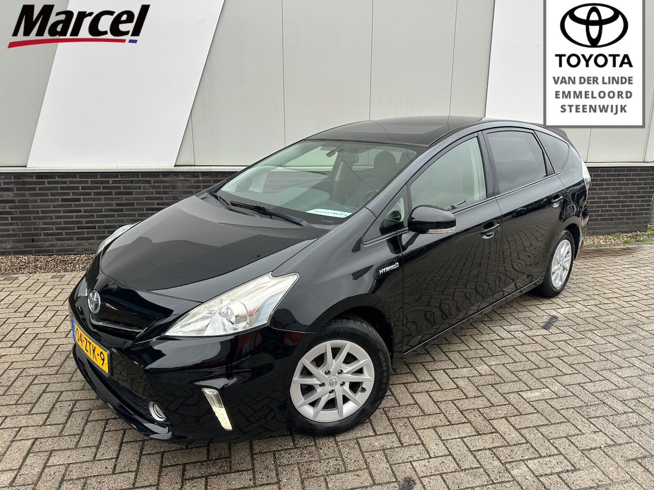 Toyota Prius Wagon - 1.8 Aspiration | HUD | Pano | LMV | ECC | - AutoWereld.nl