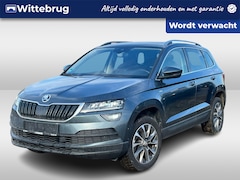 Skoda Karoq - 1.0 TSI 110PK Ambition Clever / Panoramadak / Matrix LED / Parkeersensoren V+A / Elektrisc