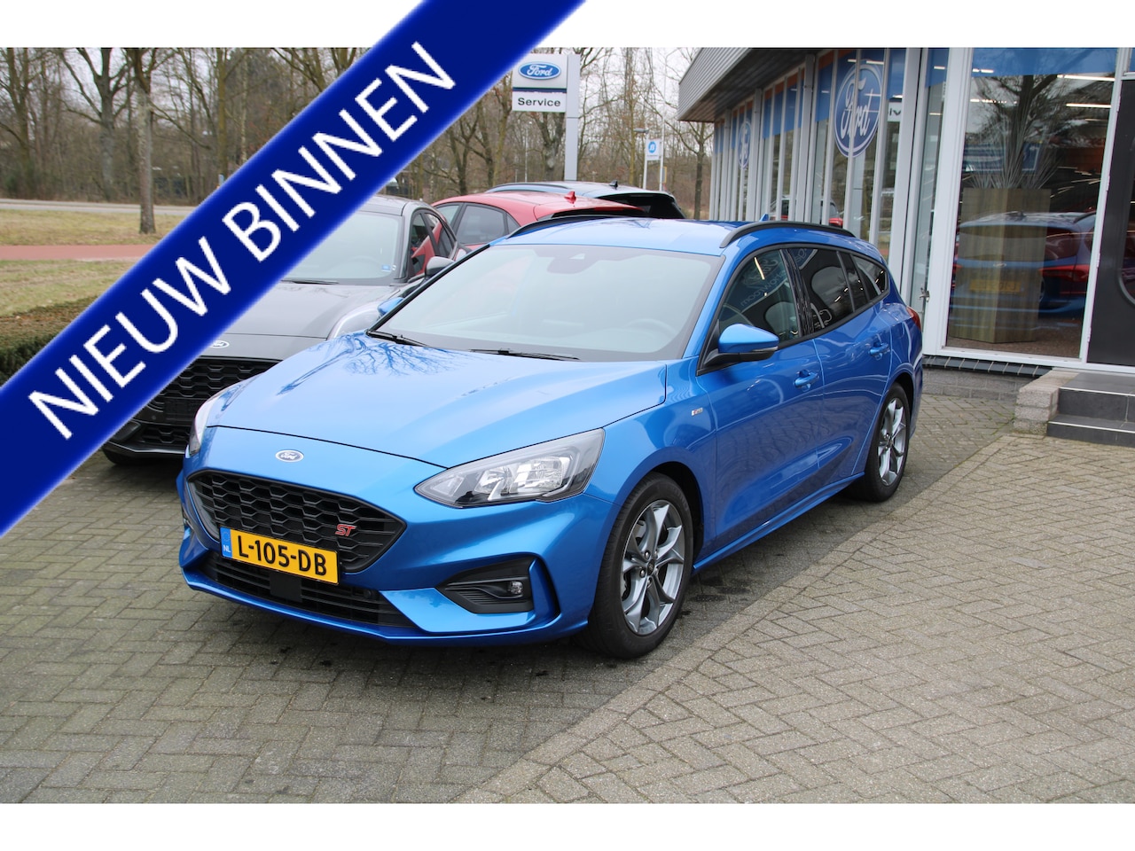 Ford Focus Wagon - 1.0 EcoBoost 125 PK Hybrid ST Line Business TREKHAAK | NAVIGATIE | 17 LM VELGEN | - AutoWereld.nl