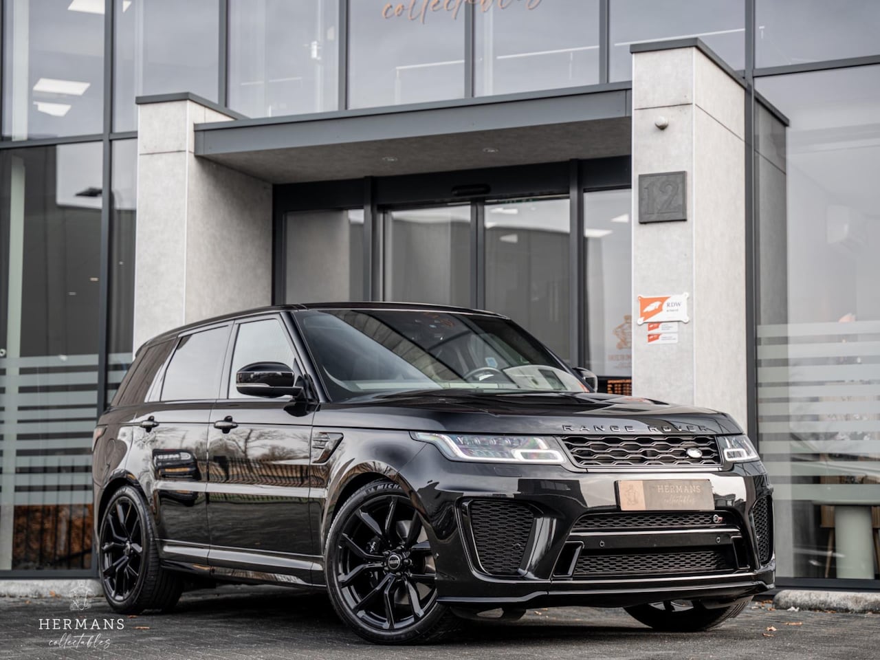 Land Rover Range Rover Sport - SVR / HUD / Pano / Meridian - AutoWereld.nl