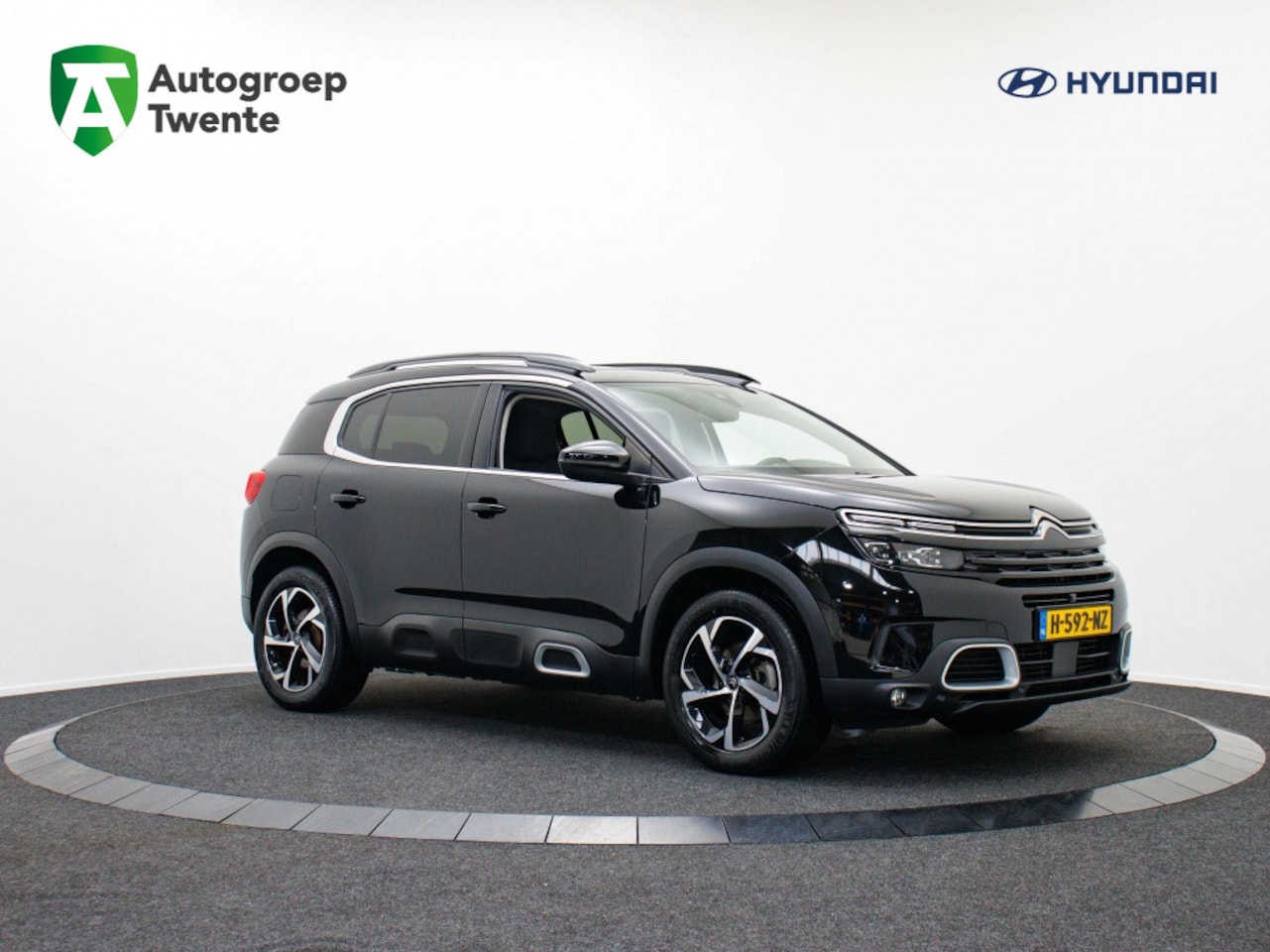 Citroën C5 Aircross - 1.6 PureTech Shine | Panoramadak | Trekhaak - AutoWereld.nl