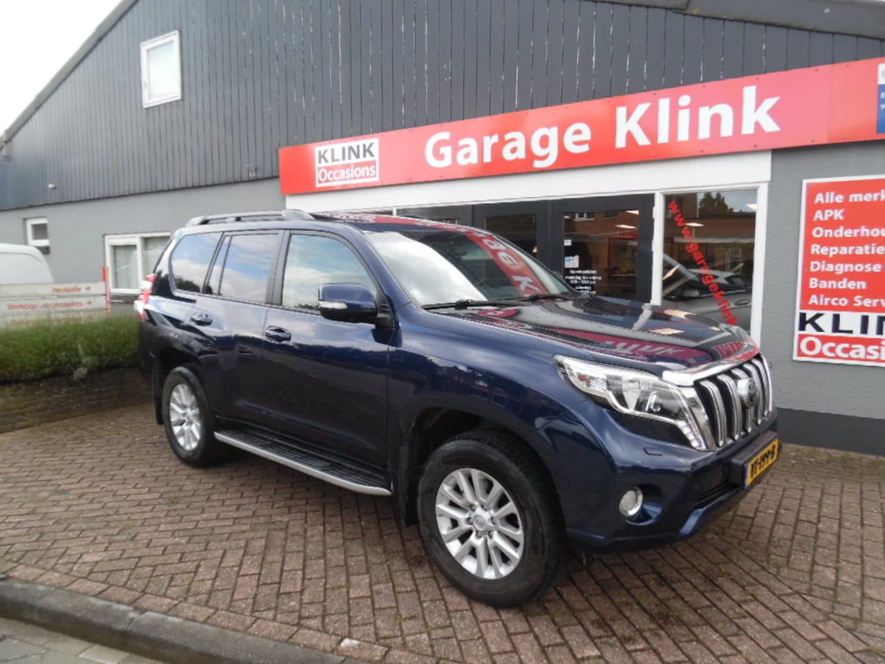 Toyota Land Cruiser 100 - LAND CRUISER Automaat 190 pk 100% toyota onderhouden - AutoWereld.nl