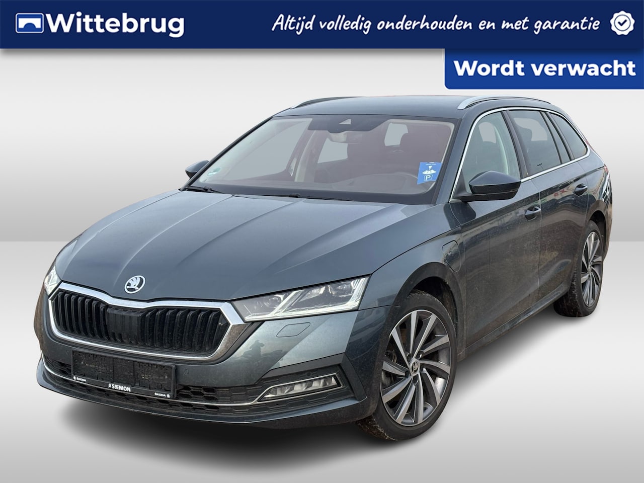 Skoda Octavia Combi - 1.4 TSI iV PHEV 204pk Style DSG Automaat Navigatie / Keyless / LED / App-connect / Parkeer - AutoWereld.nl