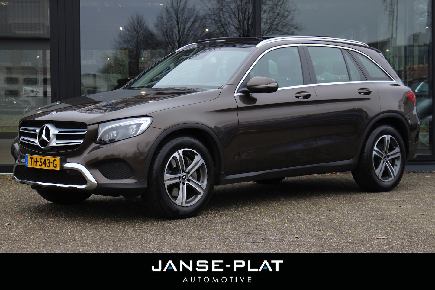 Mercedes-Benz GLC-klasse - 250 4MATIC Pano | Trekhaak | Camera | - AutoWereld.nl