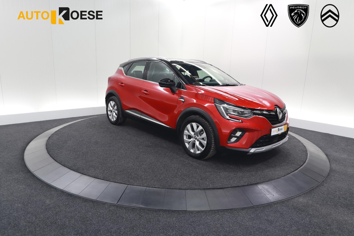 Renault Captur - 1.6 E-Tech Plug-in Hybrid 160 Business | Trekhaak | Camera | 9.3 Inch Scherm | Apple Carpl - AutoWereld.nl