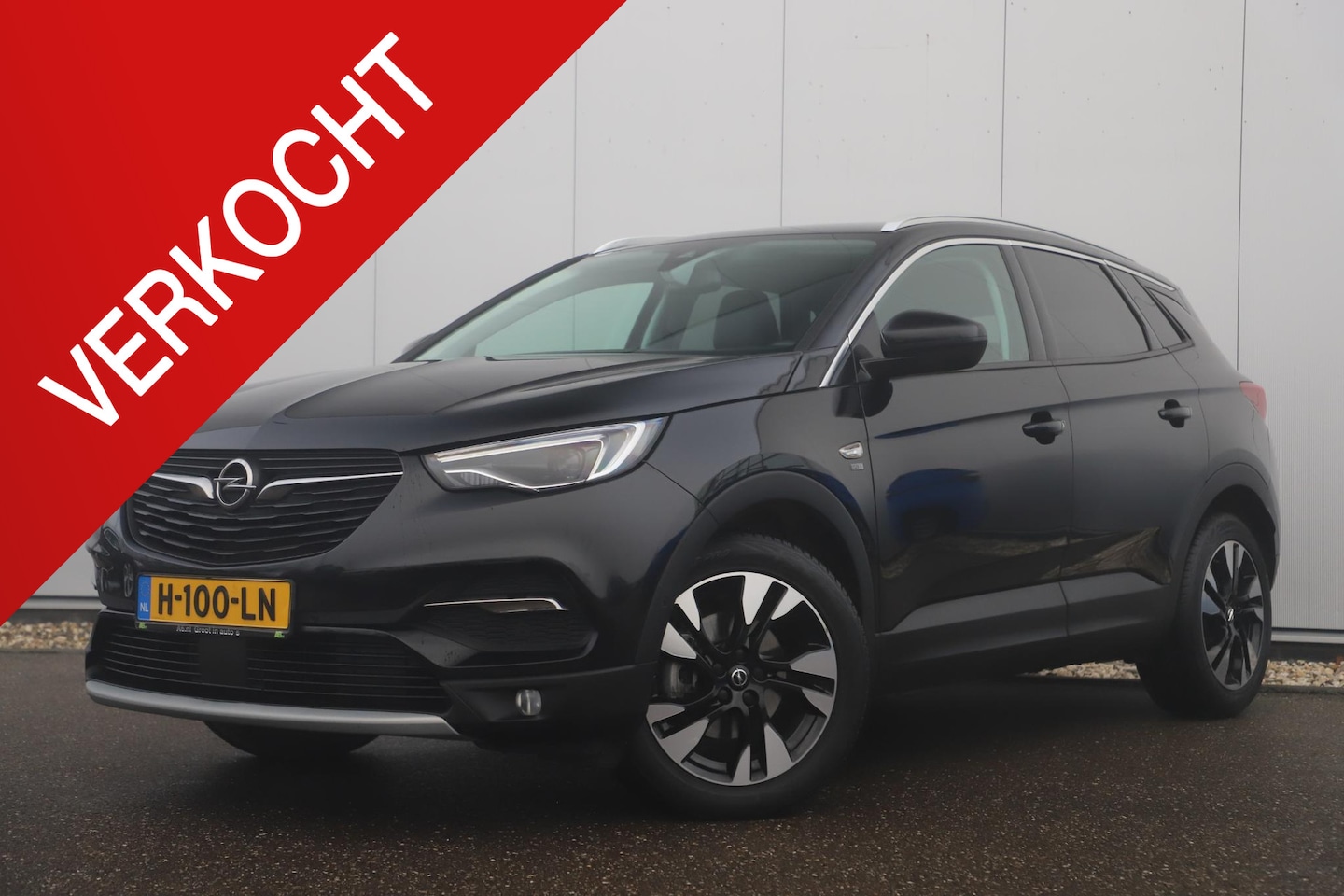 Opel Grandland X - 1.2 Turbo Innovation 131PK Trekhaak Navigatie Carplay Android Camera Clima Cruise 18 inch - AutoWereld.nl