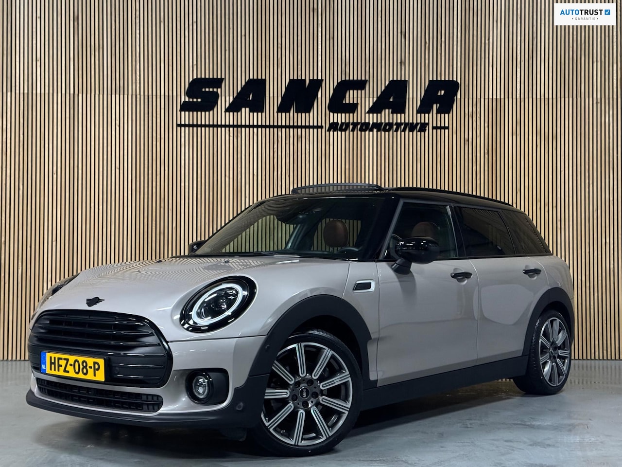 MINI Clubman - Mini 1.5 Cooper MINI Yours PANO|CHESTER LEER|H&K|HUD|MEMORY|CRUISECONTROL|CARPLAY/ANDROID| - AutoWereld.nl