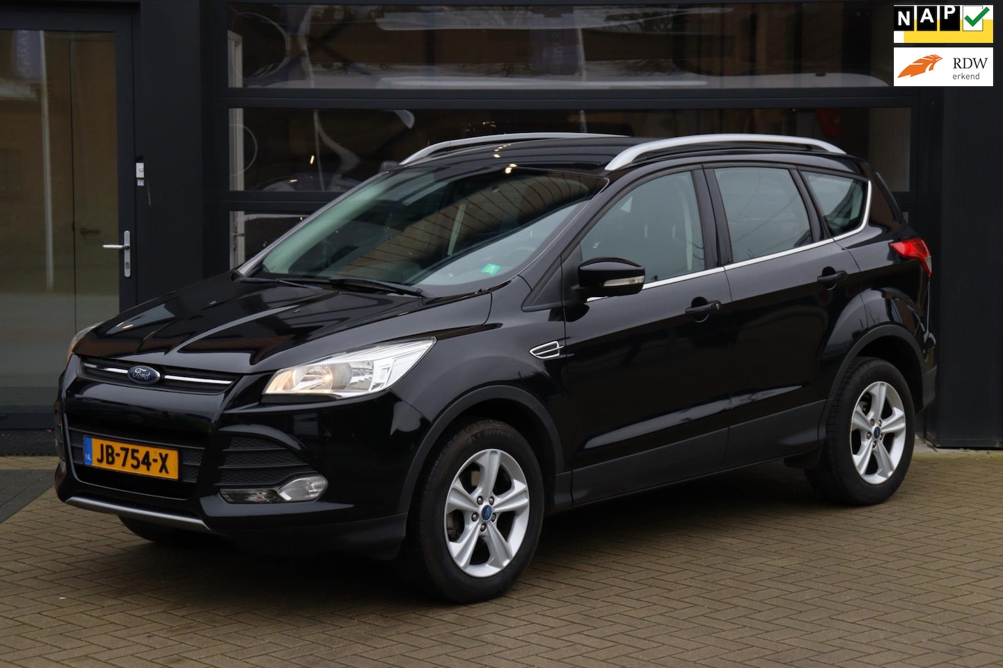 Ford Kuga - 1.5 Trend Edition | NAP | Cruise | Airco | Navi | Sensoren | Trekhaak | LM Velgen | - AutoWereld.nl