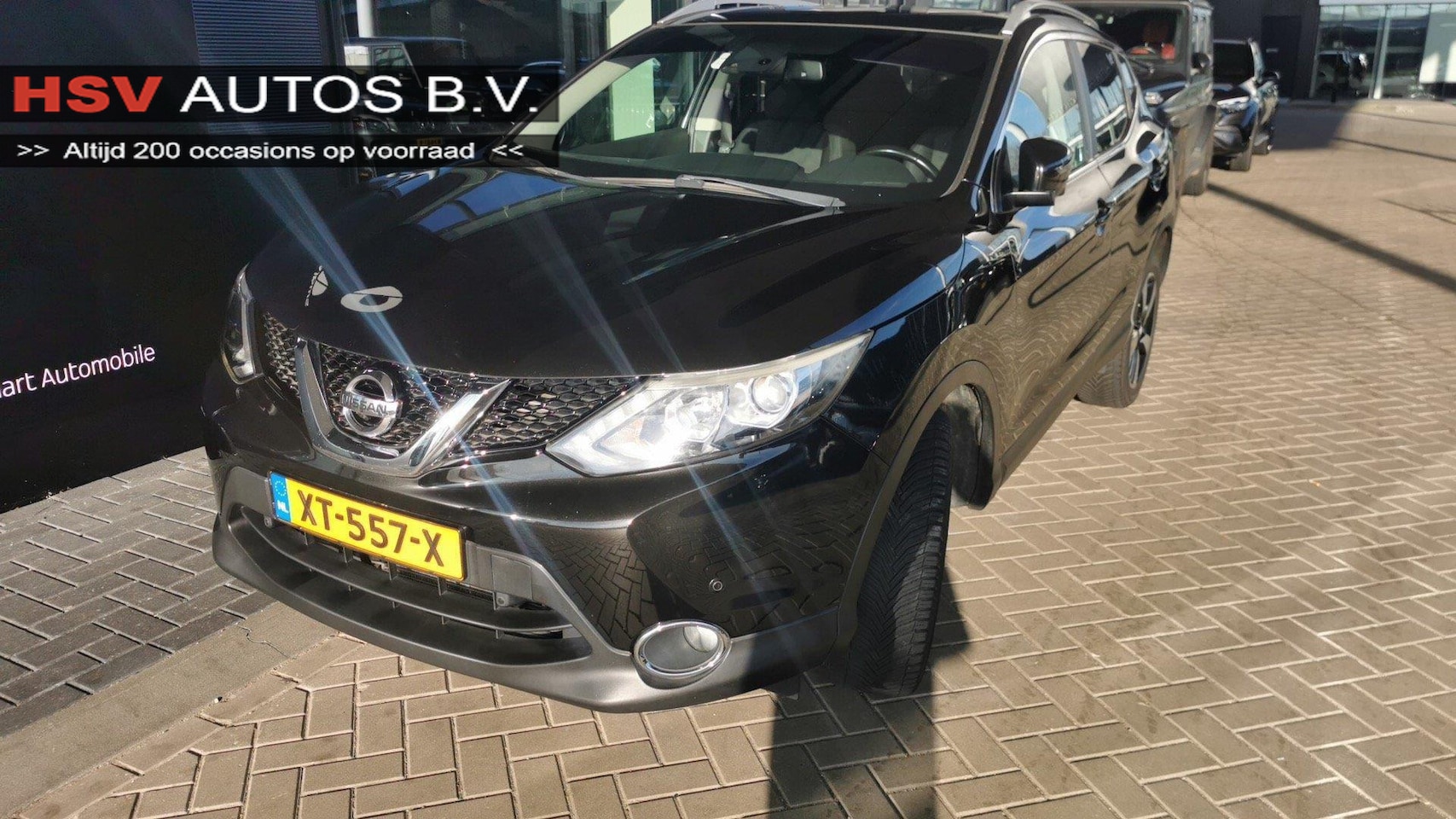 Nissan Qashqai - 1.2 N-Connecta automaat LM navi - AutoWereld.nl