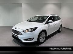 Ford Focus Wagon - 1.0 EcoBoost Titanium | Navigatie | Trekhaak | Parkeersensoren | Voorruitverwarming