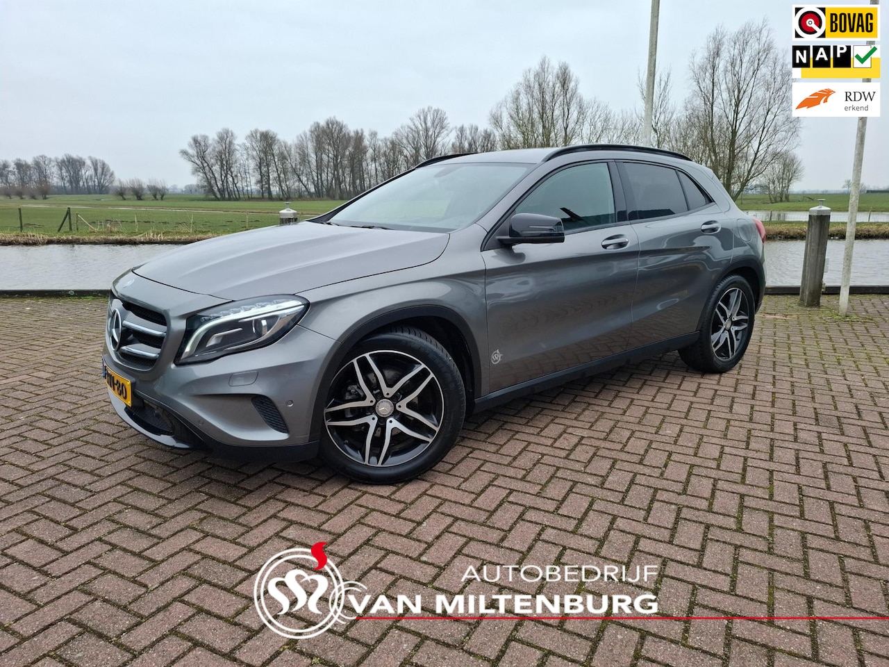 Mercedes-Benz GLA-Klasse - 200 Ambition Clima Flippers Parkeerassist. PDC V+A - AutoWereld.nl