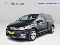 Volkswagen Touran - 1.2 TSI Highline | Trekhaak | Parkeercamera | Panoramadak