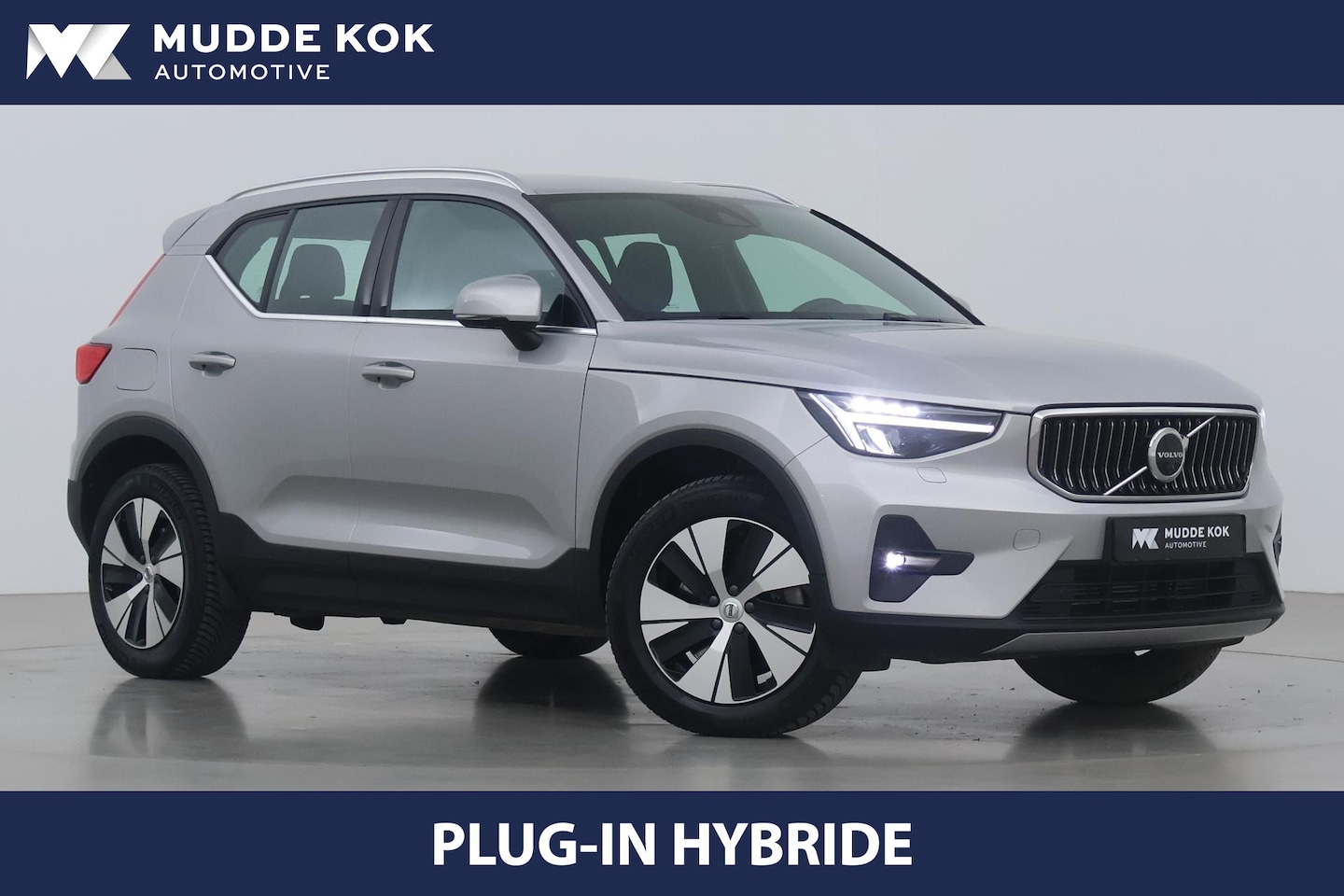 Volvo XC40 - T5 Plug-in hybrid Plus Bright | ACC | 360° Camera | BLIS | Stoel+Stuurverwarming | Apple C - AutoWereld.nl