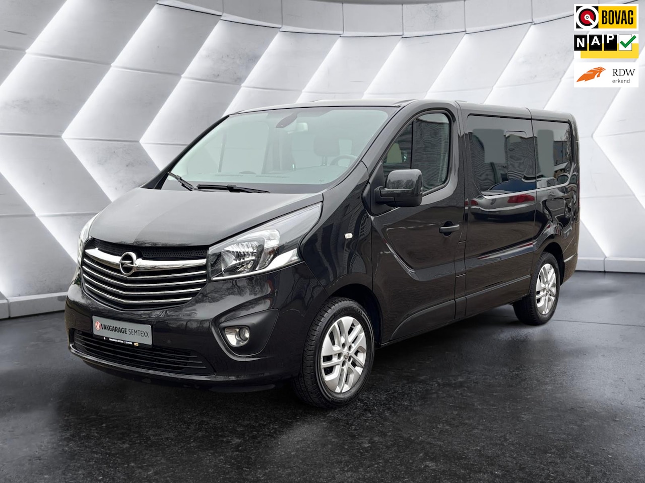 Opel Vivaro Combi - 1.6 CDTI L1H1 BiTurbo ecoFLEX 8 Persoons MARGE!!| Airco | Cruise | Navi | PDC Achter | Cam - AutoWereld.nl