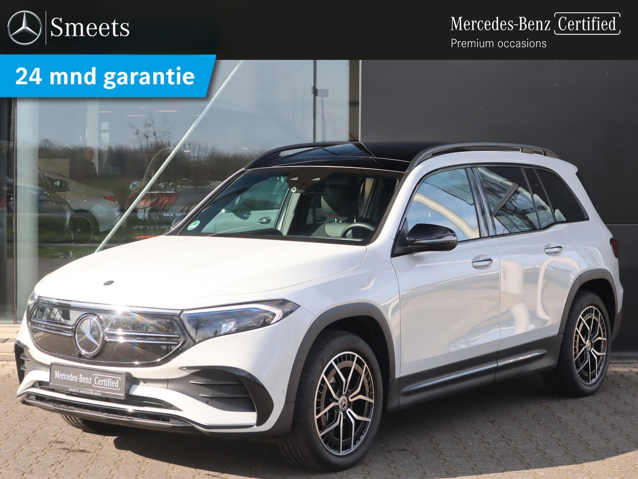 Mercedes-Benz EQB - 300 4MATIC AMG Line | Panoramadak | Navigatie | Camera | Automaat - AutoWereld.nl