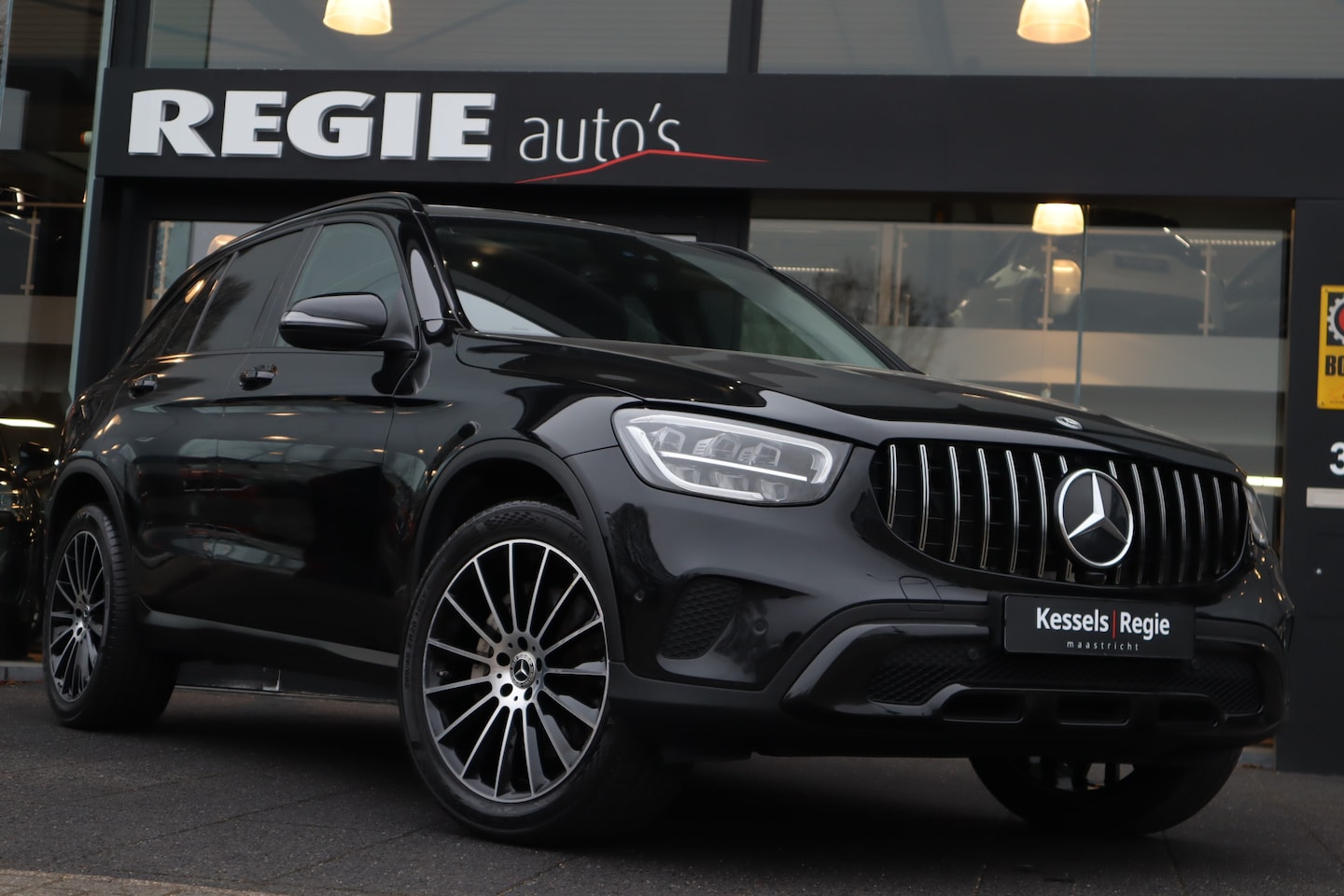 Mercedes-Benz GLC-klasse - 300e 4MATIC Leer Navi Camera LED Memory - AutoWereld.nl