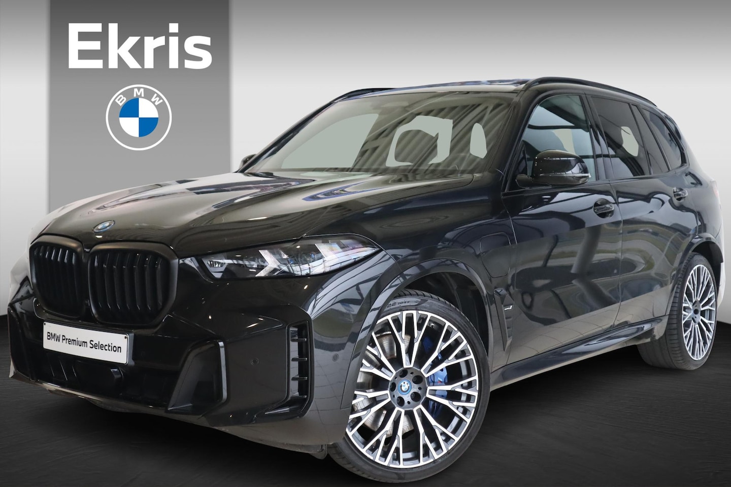 BMW X5 - xDrive50e M Sportpakket Pro | Driving Assistant Professional | Innovation Pack | 22 inch - AutoWereld.nl